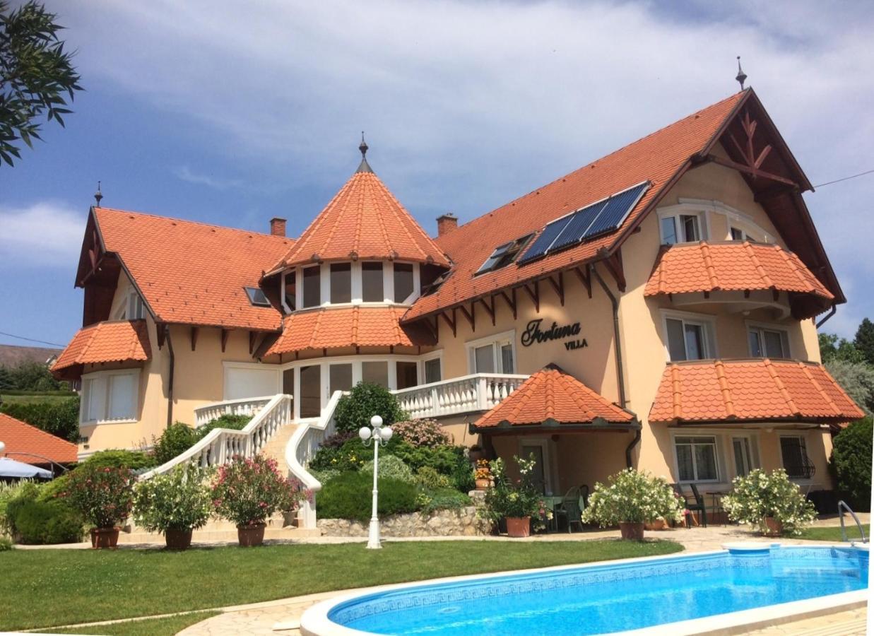 Fortuna Villa Хевиз Экстерьер фото